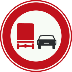 Bord F3: Inhaalverbod door vrachtauto's